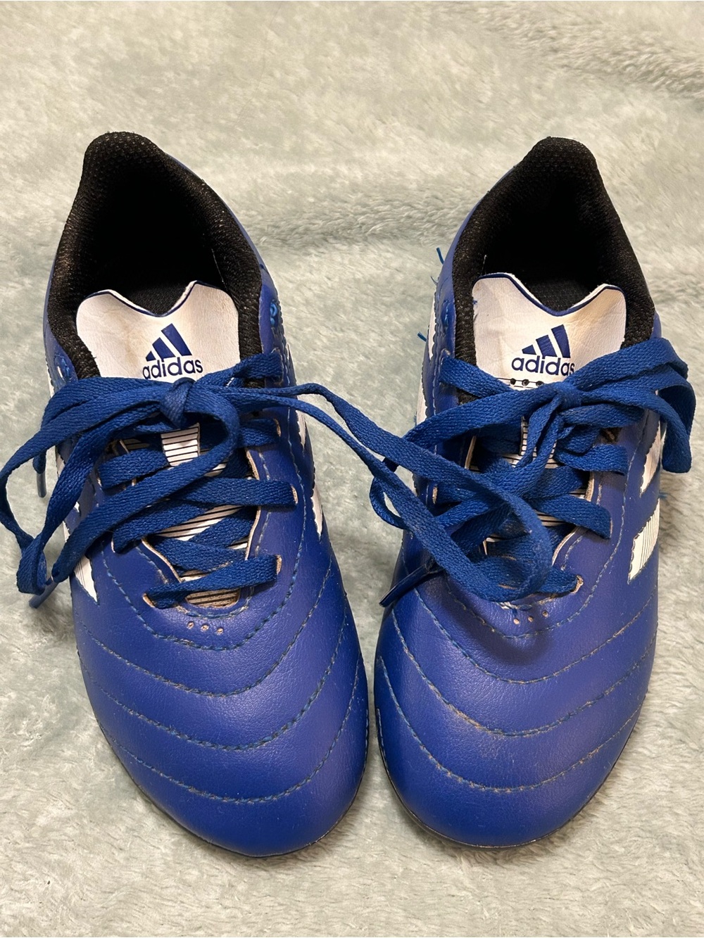 Adidas Kids Blue and White Lace-Up Soccer Cleats Size 12